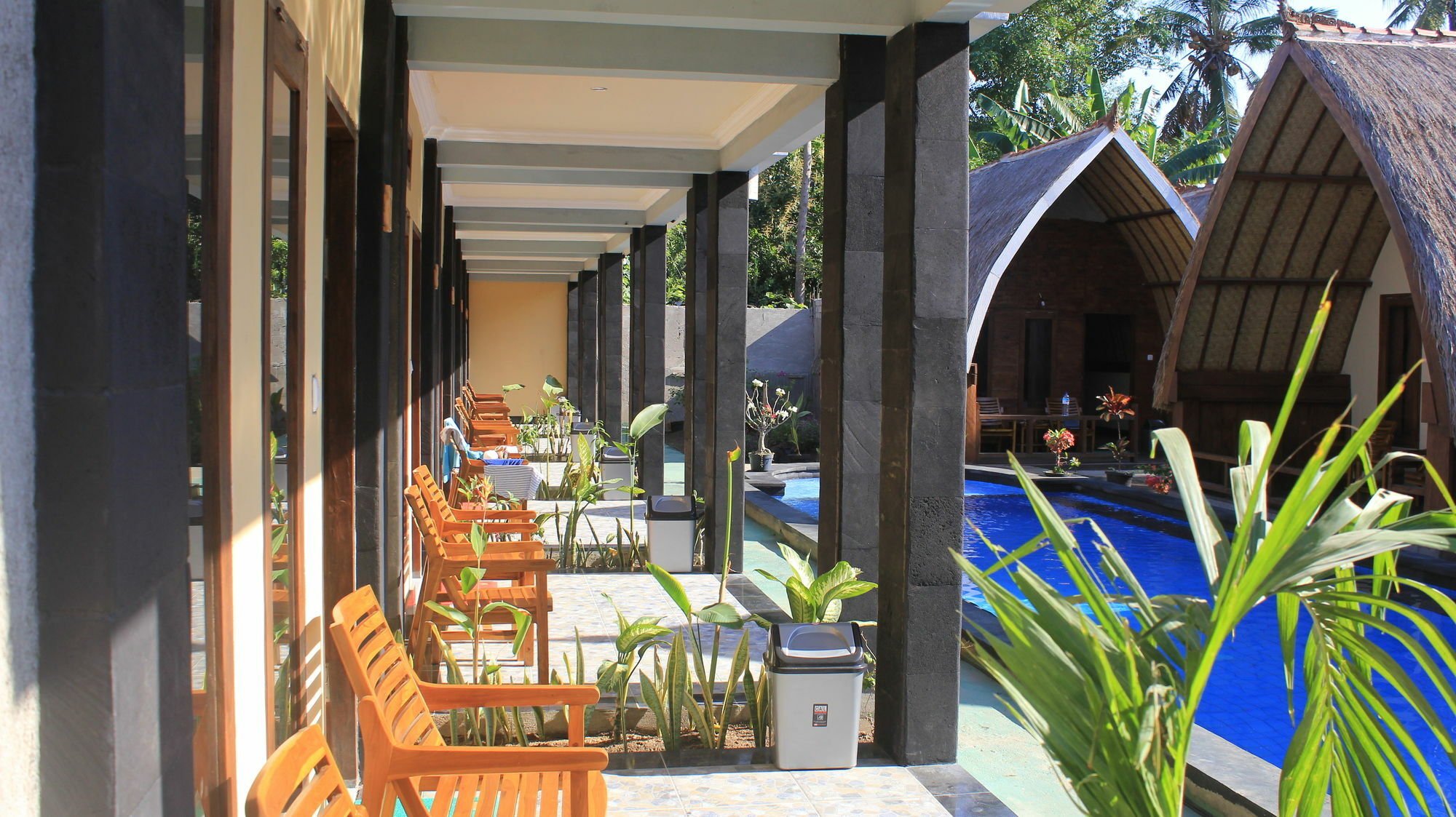 Hotel Mahapuri Gili Air Exterior foto